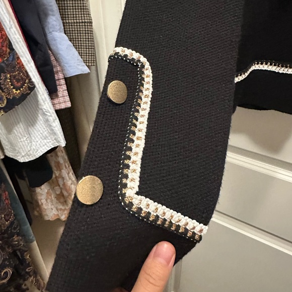 Urban Revivo Black Cardigan with Gold Buttons and White Trim - Picture 3 of 6